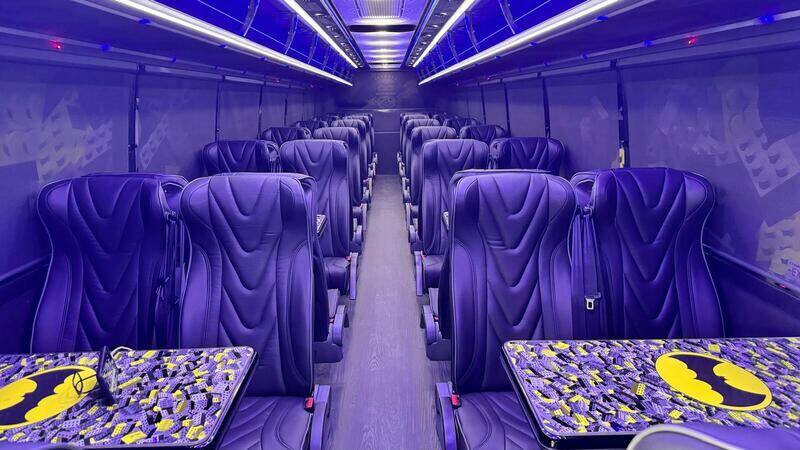 Chevy Ecoach 38 - 19