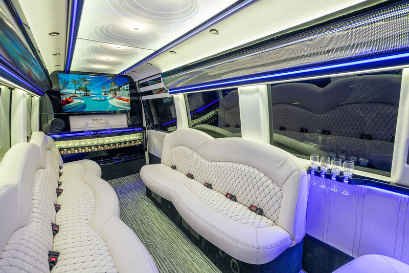 Sprinter Limo - 12