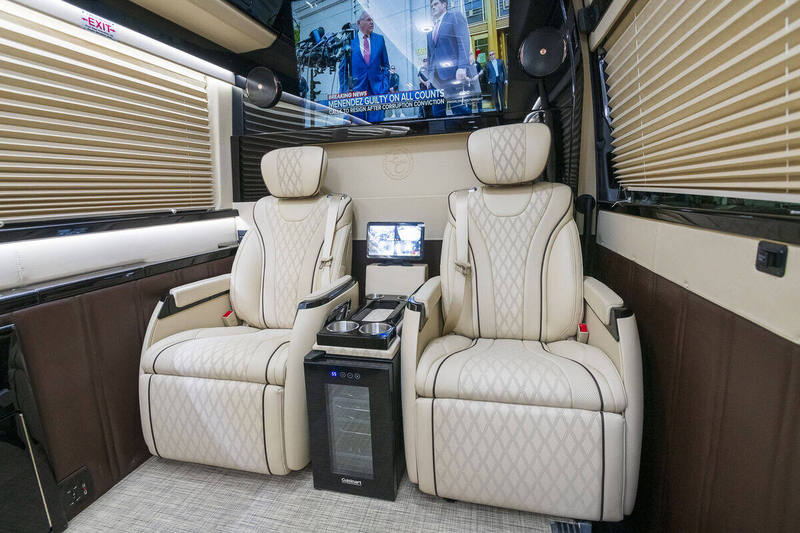 Sprinter Diplomat - 16